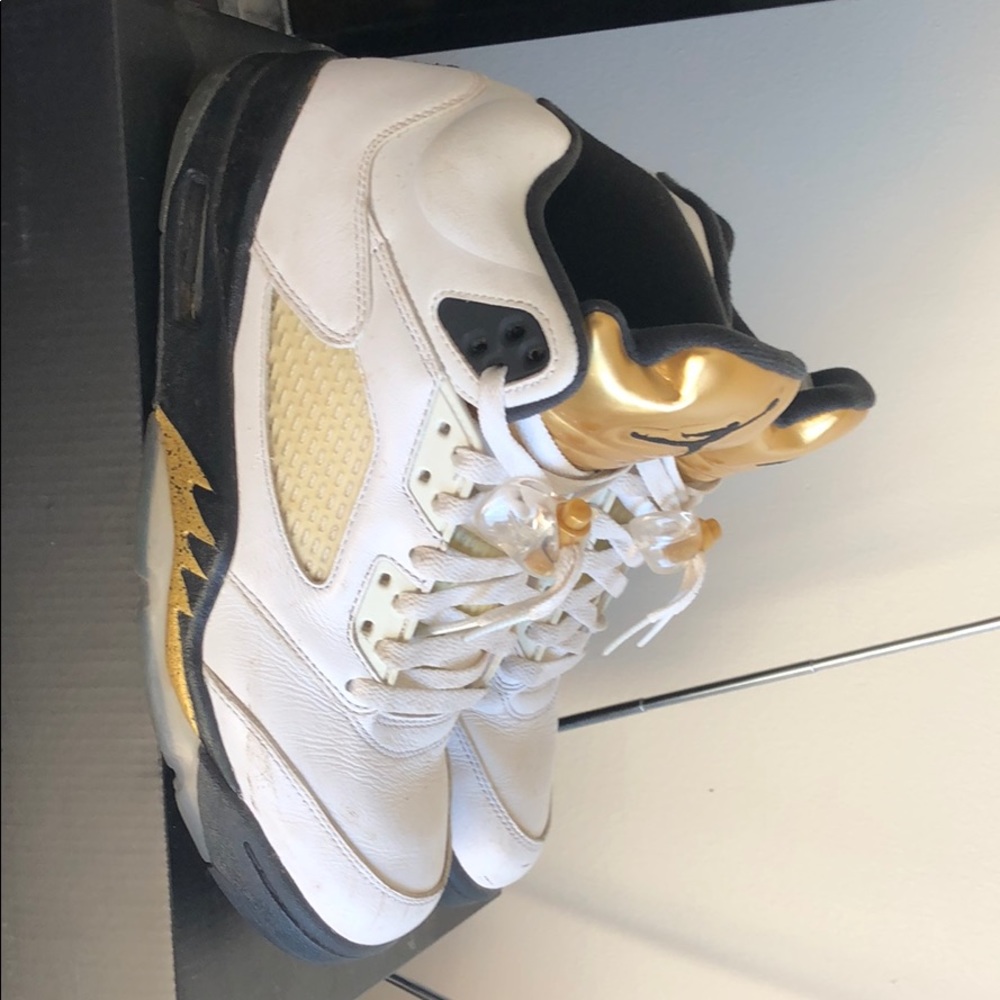 Air Jordan’s 5’s/size 8